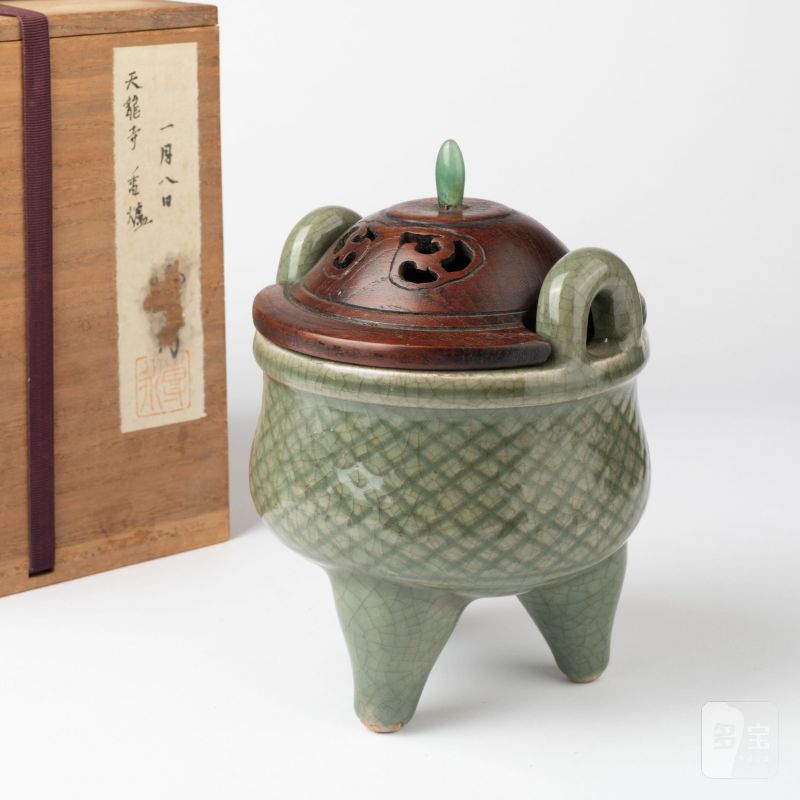    明 龍泉窯三足香爐 - 图1